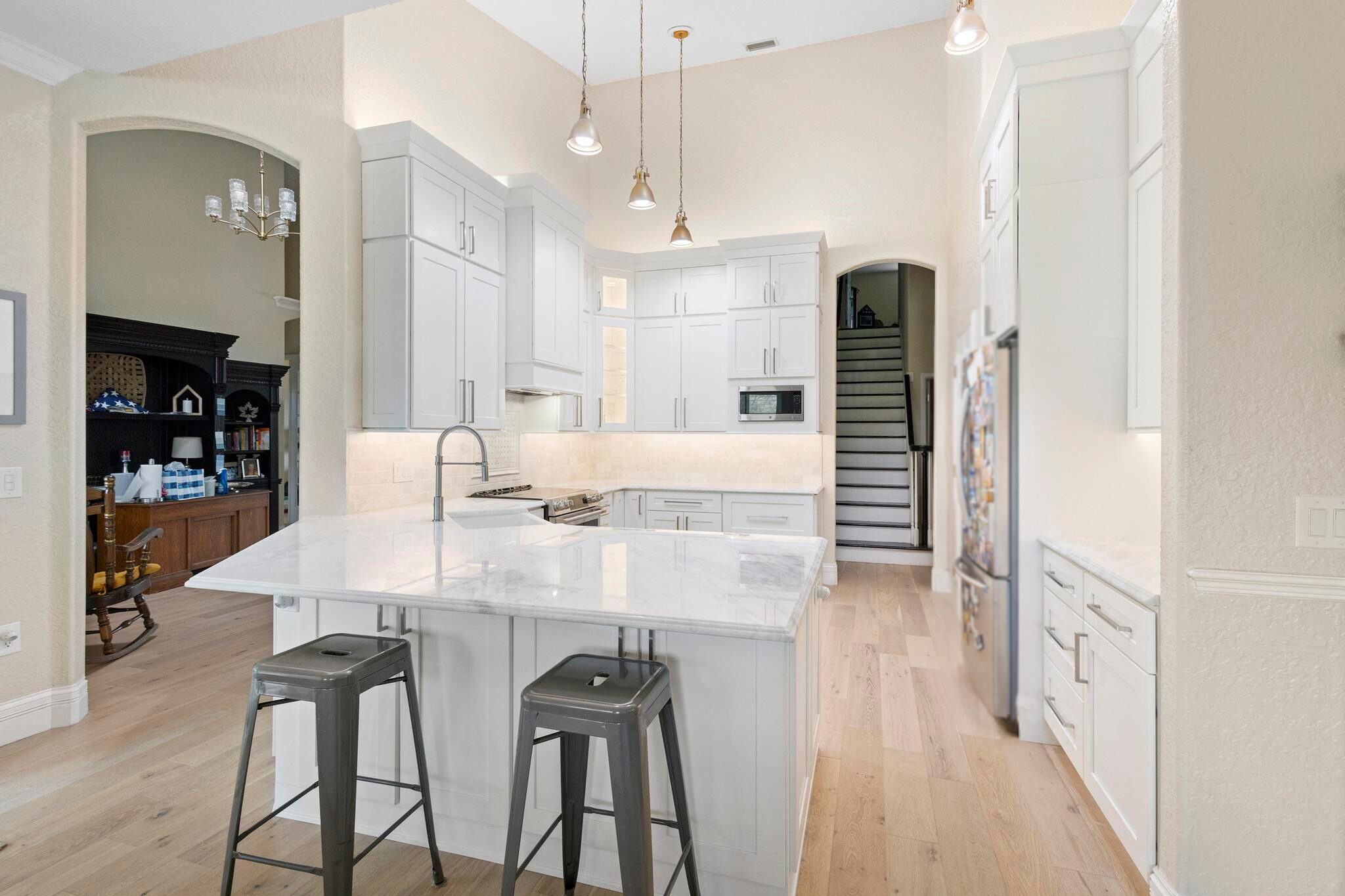 Bright Transitional Kitchen Kitchen Remodel by Complete Remodel LLC project photo
